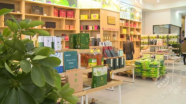 赤壁市立羽商貿(mào):給農(nóng)產(chǎn)品插上互聯(lián)網(wǎng)的翅膀 讓農(nóng)產(chǎn)品振翅高飛